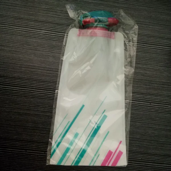 Sac d’Eau Pliable de 700 ml – Image 13