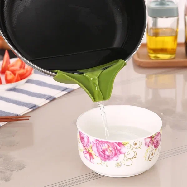Entonnoir Liquide en Silicone Alimentaire Anti-Renversement – Image 11