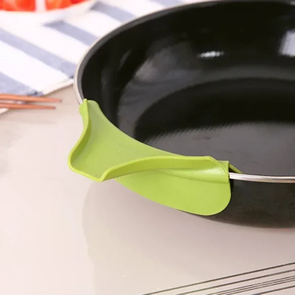 Entonnoir Liquide en Silicone Alimentaire Anti-Renversement – Image 17