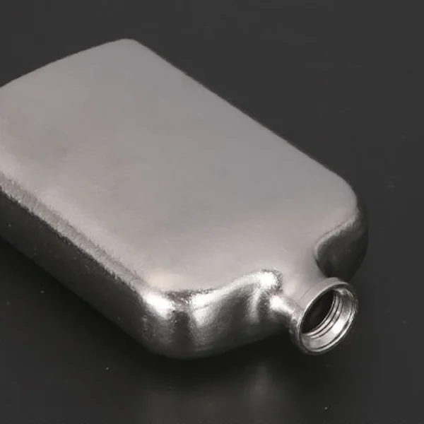 Gourde à Whisky en Titane 230ml – Image 4