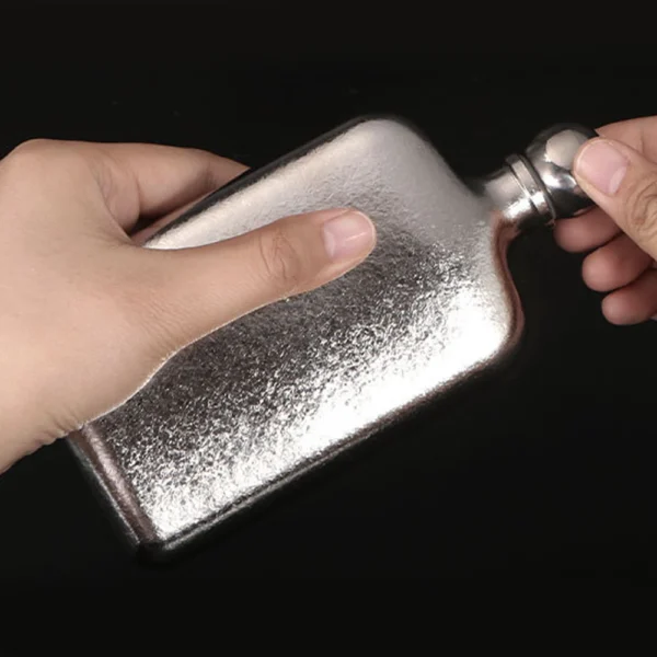 Gourde à Whisky en Titane 230ml – Image 5