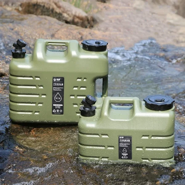 Seau à Eau Alimentaire 11L - PE Militaire avec Robinet – Image 6
