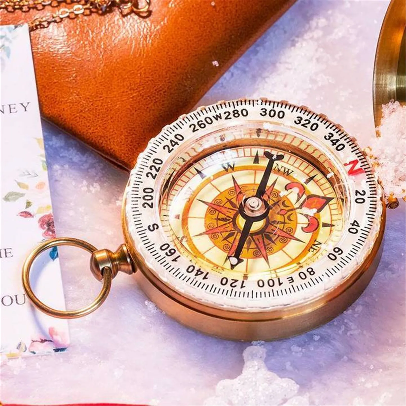 Boussole vintage en cuivre pour cadeau et collection – Image 5
