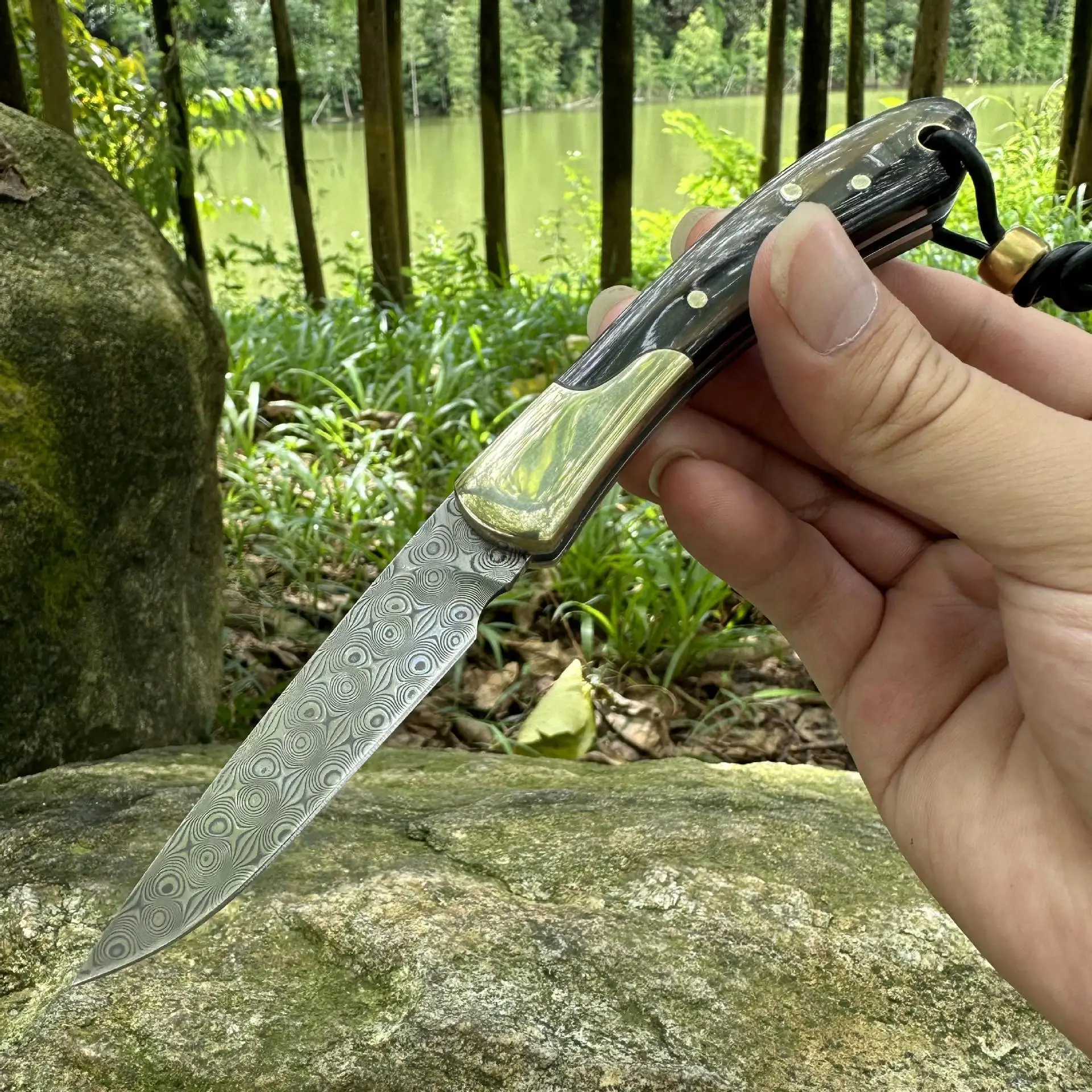 Couteau pliant Damas VG10 EDC – Manche corne de buffle – Image 5