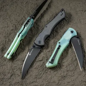 Couteau pliant 14C28N – Manche fibre de carbone