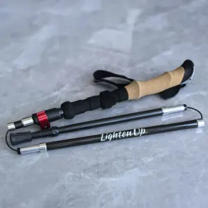 Bâtons de randonnée pliables ultralégers réglables