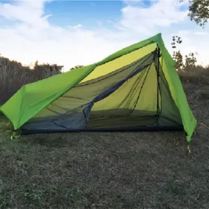 Tente ultralégère 640 g – 3 saisons